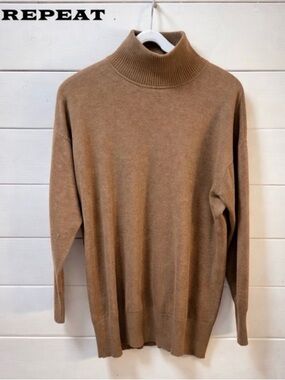 REPEAT  Chandail col montant– Taille 38/S